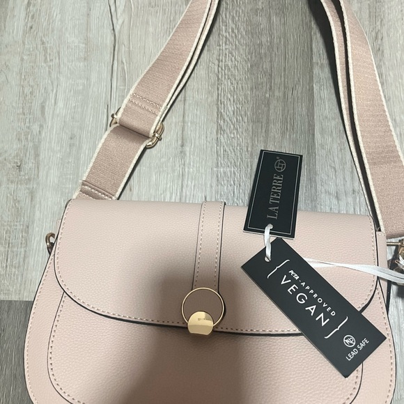 La Terre Handbags - La Terre Vegan Blush Crossbody Bag